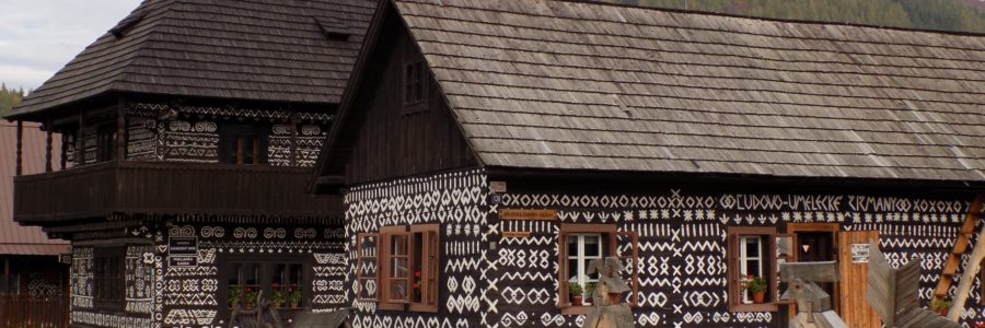 Csicsmány