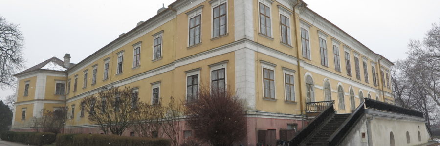 Bős